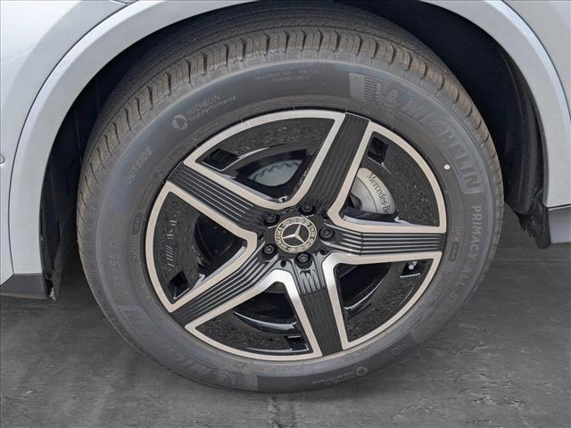 new 2025 Mercedes-Benz GLC 300 car, priced at $61,405