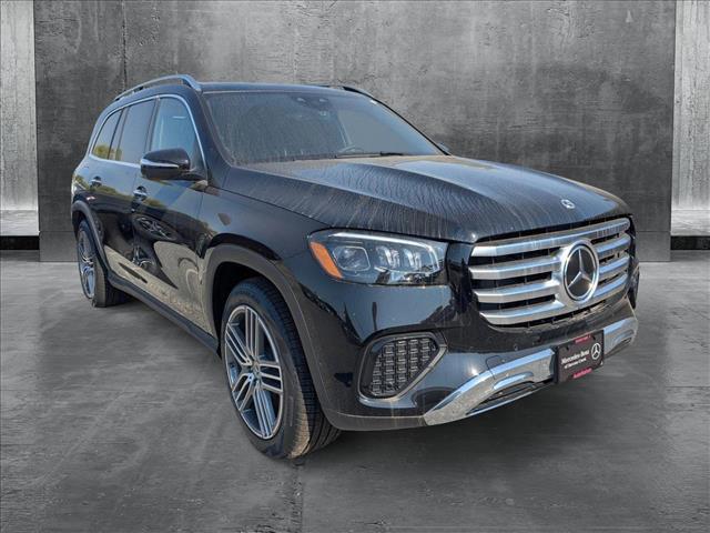 new 2025 Mercedes-Benz GLS 450 car, priced at $91,945