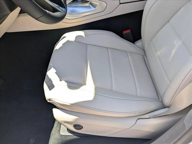new 2025 Mercedes-Benz GLE 450 car, priced at $83,590