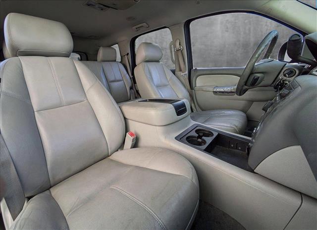 used 2013 GMC Yukon car, priced at $11,941