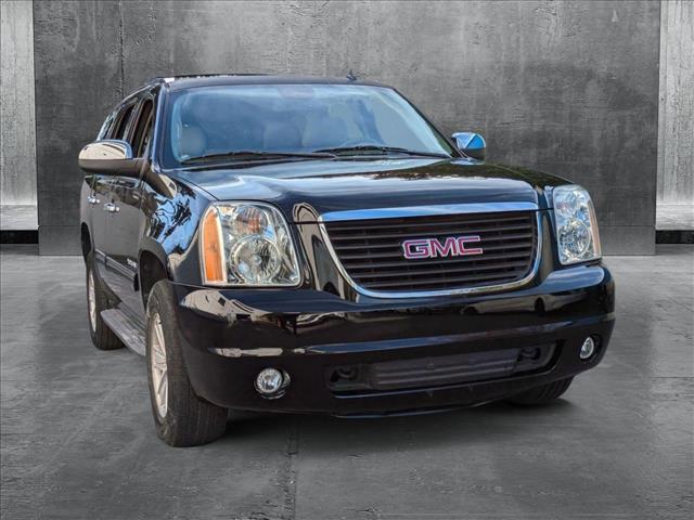 used 2013 GMC Yukon car, priced at $11,941