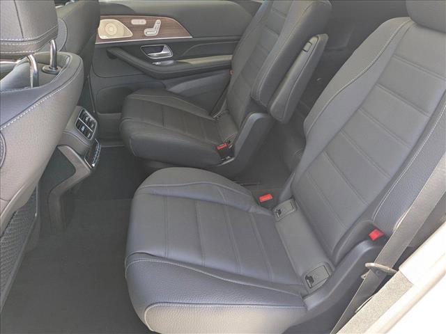 new 2025 Mercedes-Benz GLS 450 car, priced at $95,795