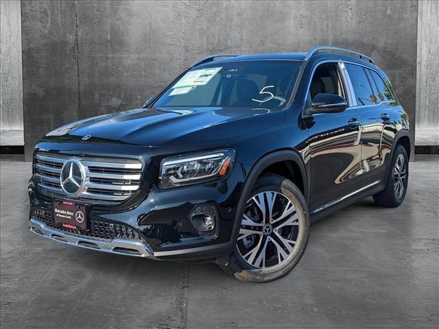new 2024 Mercedes-Benz GLB 250 car, priced at $51,215