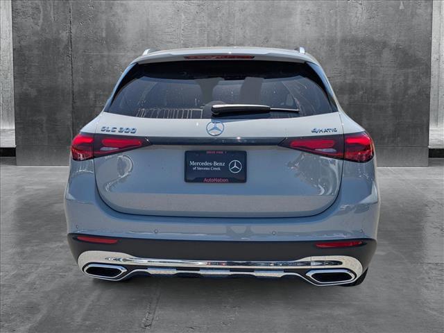 new 2025 Mercedes-Benz GLC 300 car, priced at $58,895