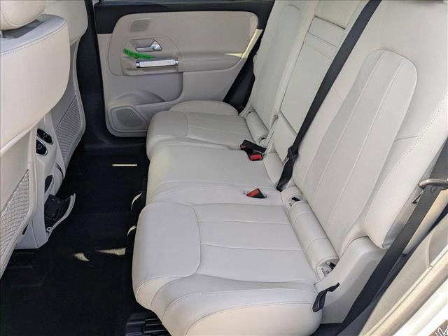 new 2025 Mercedes-Benz GLB 250 car, priced at $48,645