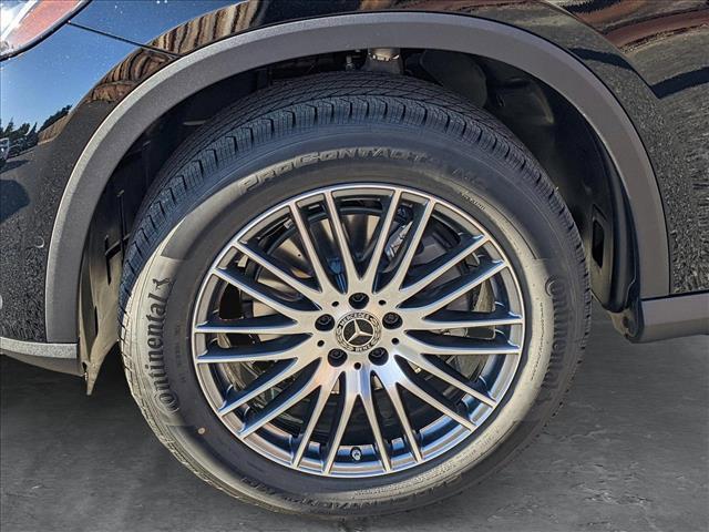 new 2025 Mercedes-Benz GLC 300 car, priced at $53,265