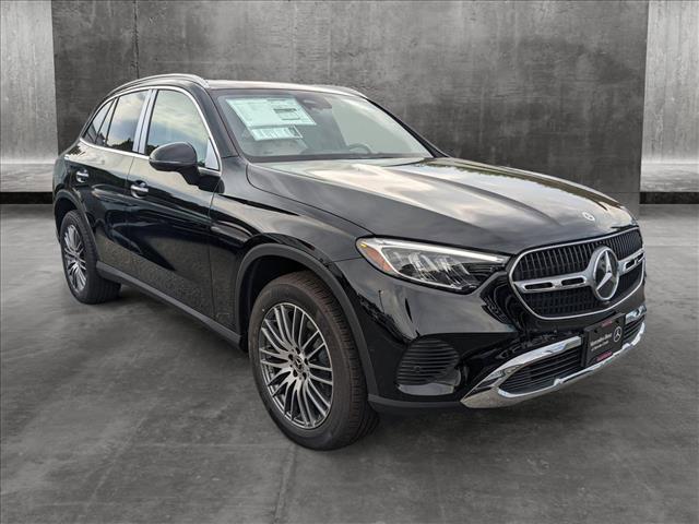 new 2024 Mercedes-Benz GLC 300 car, priced at $53,415