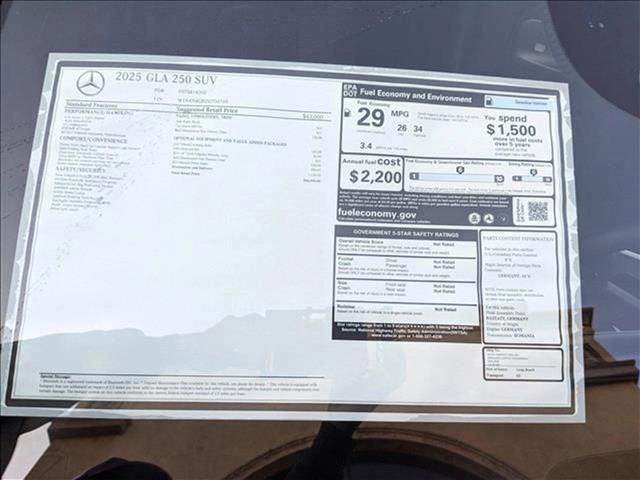 new 2025 Mercedes-Benz GLA 250 car, priced at $44,995