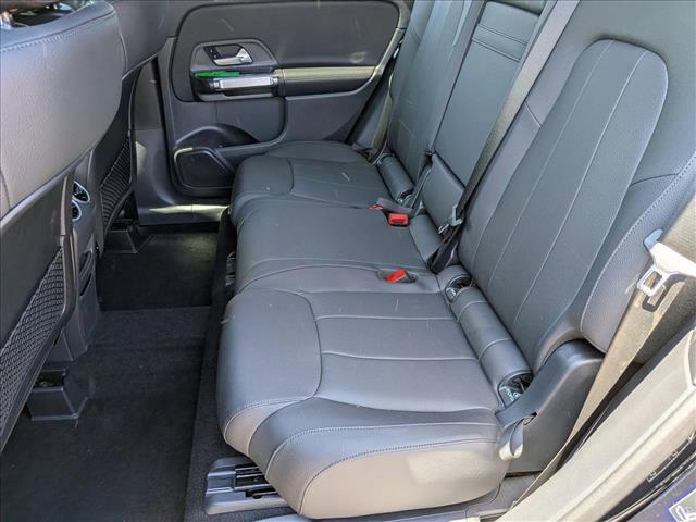 new 2025 Mercedes-Benz GLB 250 car, priced at $47,145
