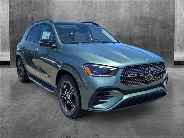 new 2025 Mercedes-Benz GLE 450 car, priced at $93,945