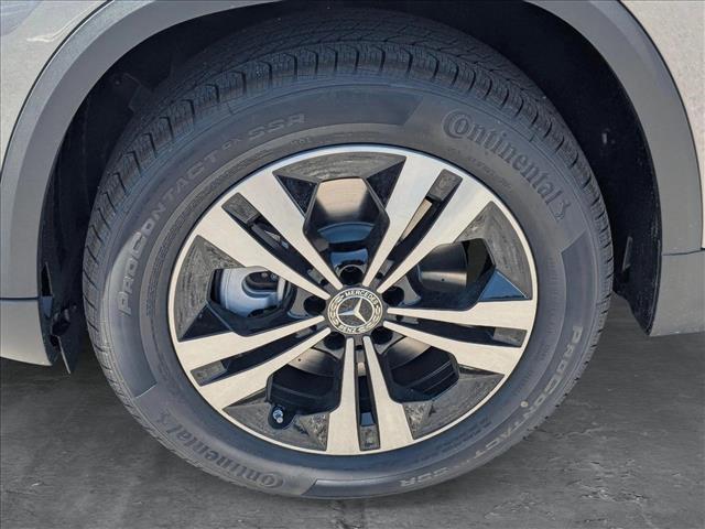 new 2025 Mercedes-Benz GLA 250 car, priced at $51,330