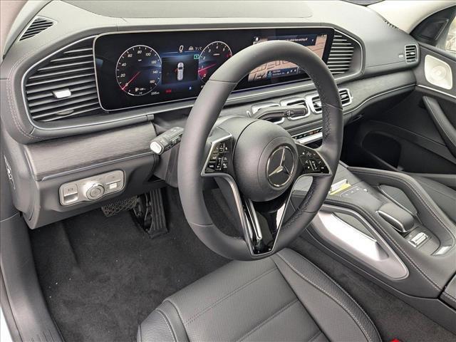 new 2025 Mercedes-Benz GLS 450 car, priced at $98,215