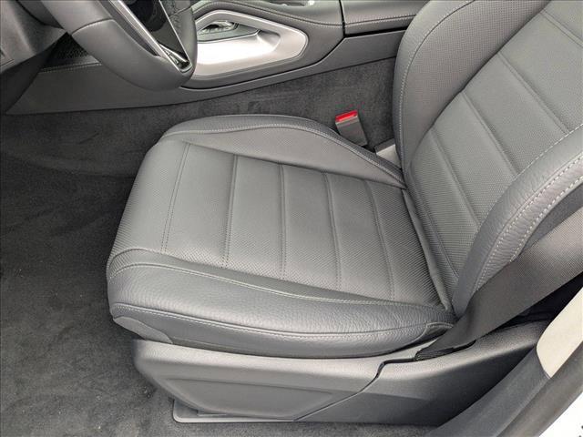 new 2025 Mercedes-Benz GLS 450 car, priced at $98,215