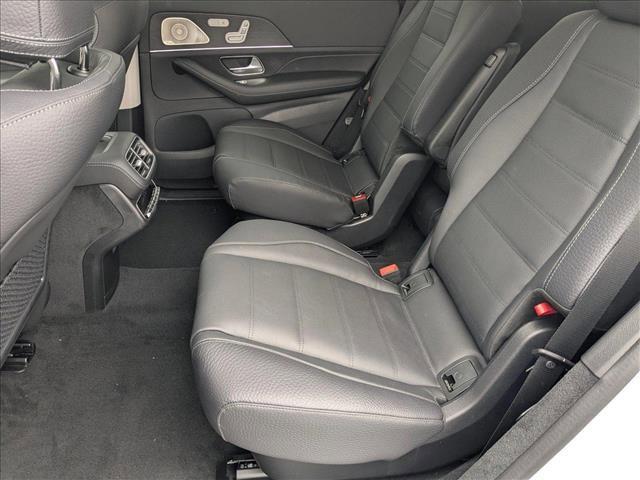new 2025 Mercedes-Benz GLS 450 car, priced at $98,215