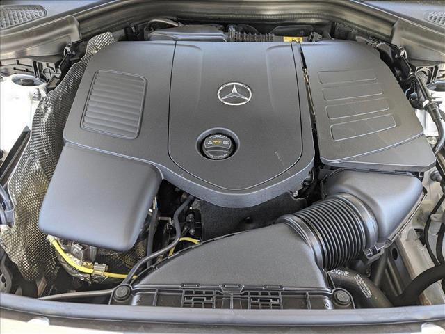 new 2025 Mercedes-Benz GLC 300 car, priced at $56,735