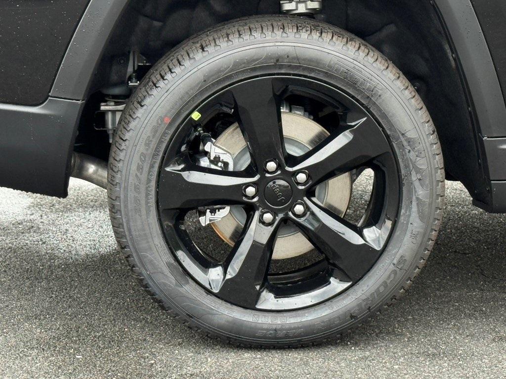 new 2025 Jeep Grand Cherokee L car, priced at $50,178