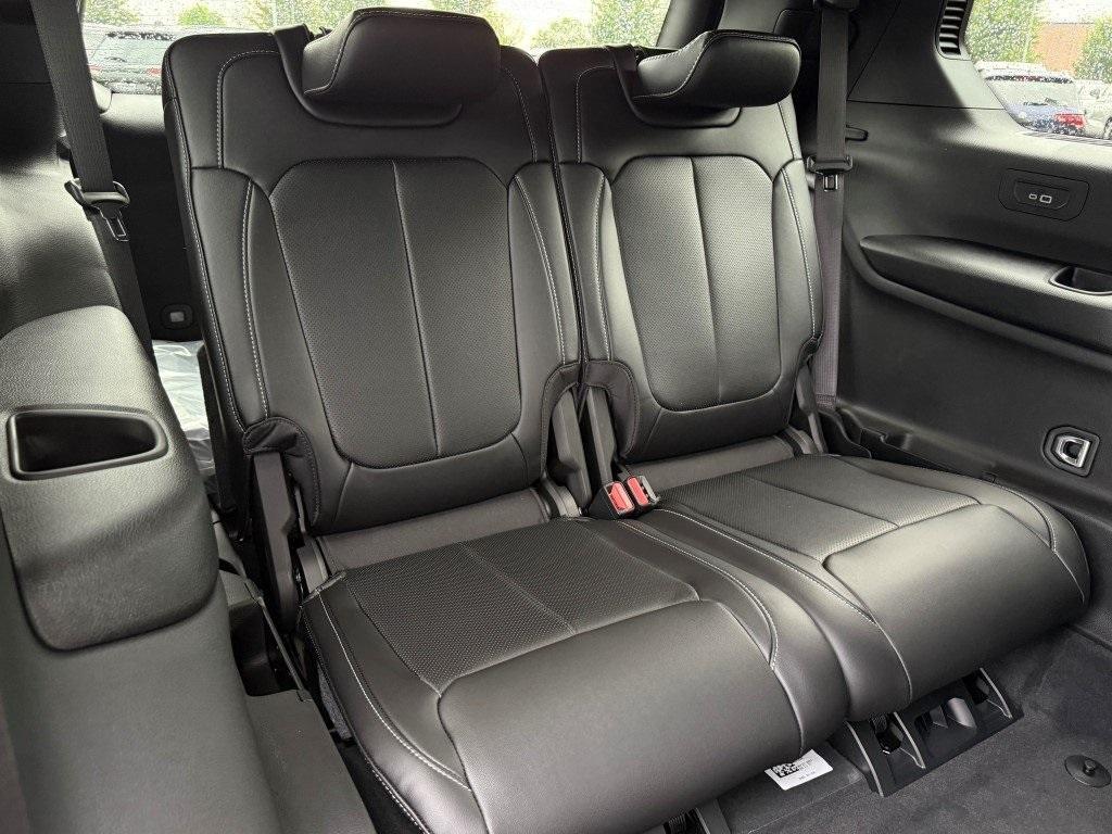 new 2025 Jeep Grand Cherokee L car, priced at $50,178