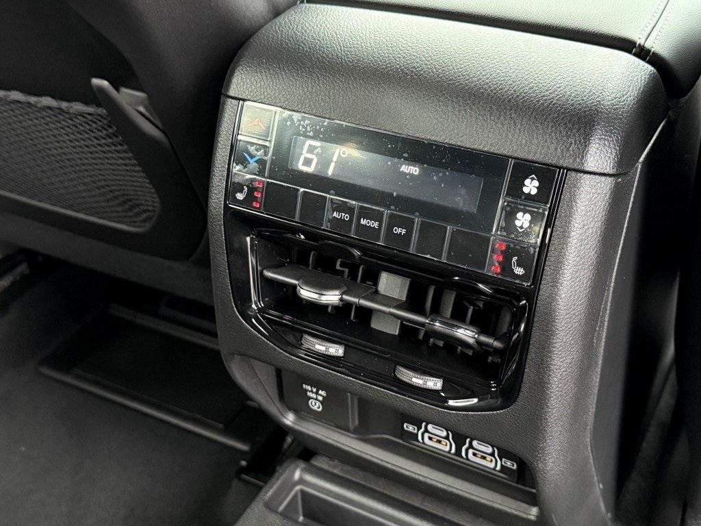 new 2025 Jeep Grand Cherokee L car, priced at $50,178