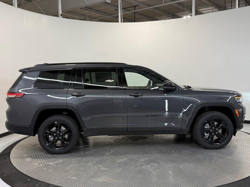 new 2025 Jeep Grand Cherokee L car, priced at $50,178