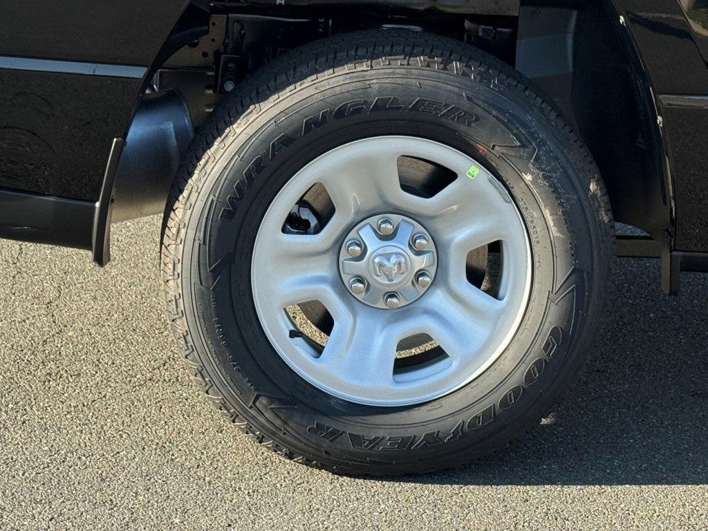 new 2025 Ram 1500 car, priced at $47,400