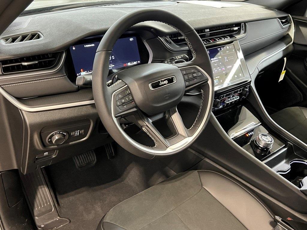new 2025 Jeep Grand Cherokee L car, priced at $45,482