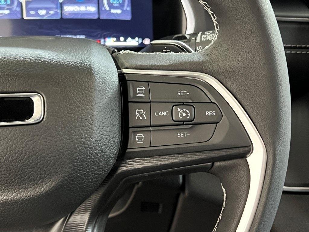 new 2025 Jeep Grand Cherokee L car, priced at $45,482