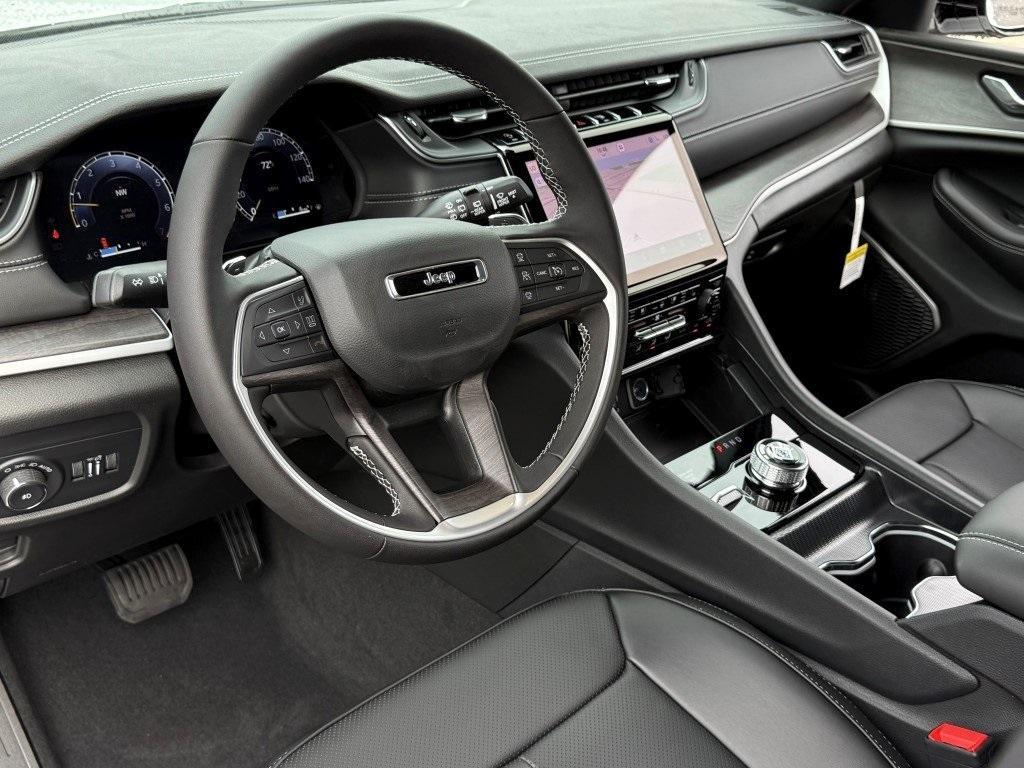 new 2025 Jeep Grand Cherokee L car, priced at $49,642