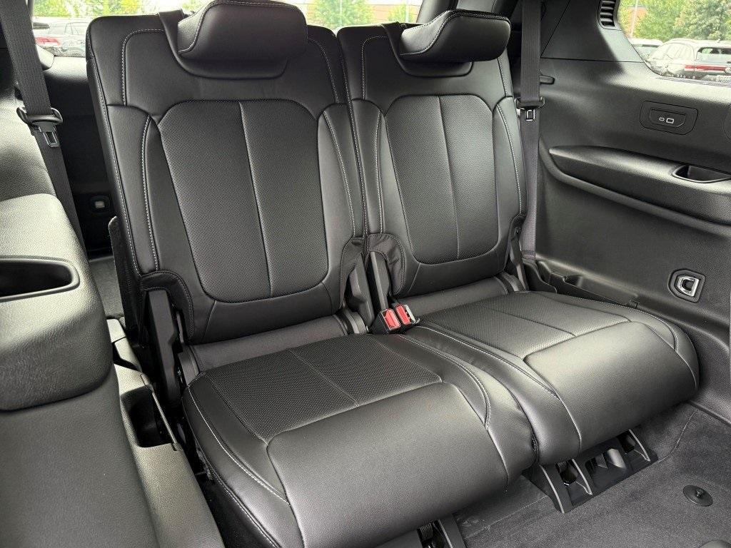 new 2025 Jeep Grand Cherokee L car, priced at $49,642