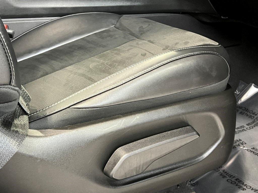 used 2022 Jeep Grand Cherokee car, priced at $33,300