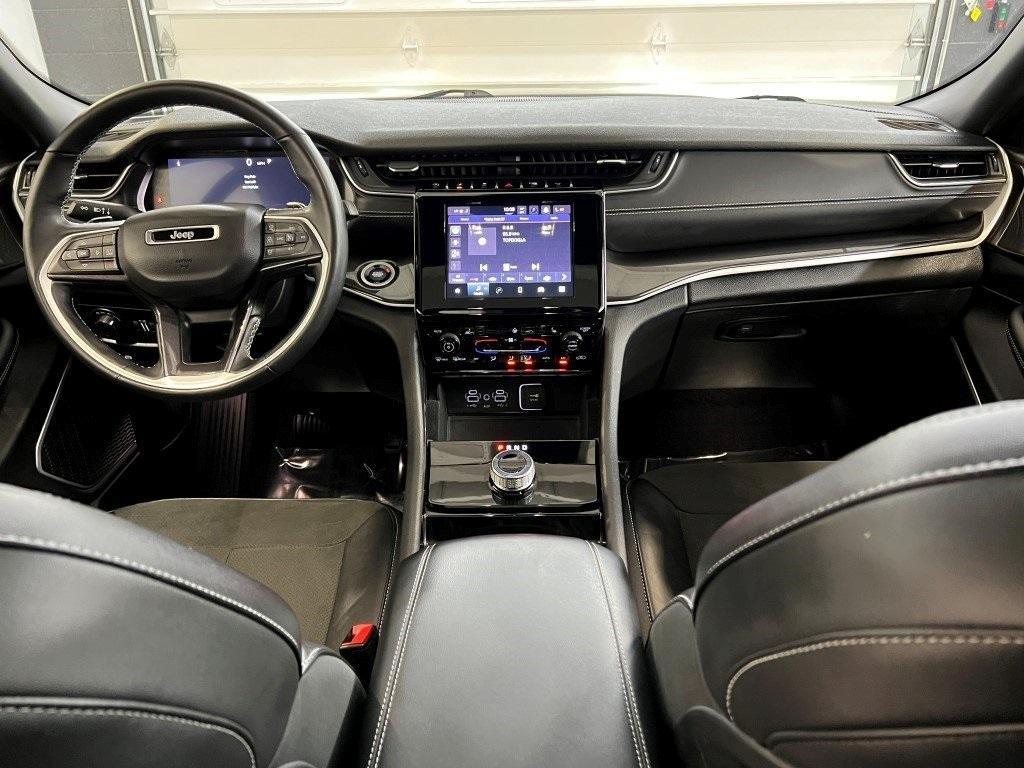 used 2022 Jeep Grand Cherokee car, priced at $33,300