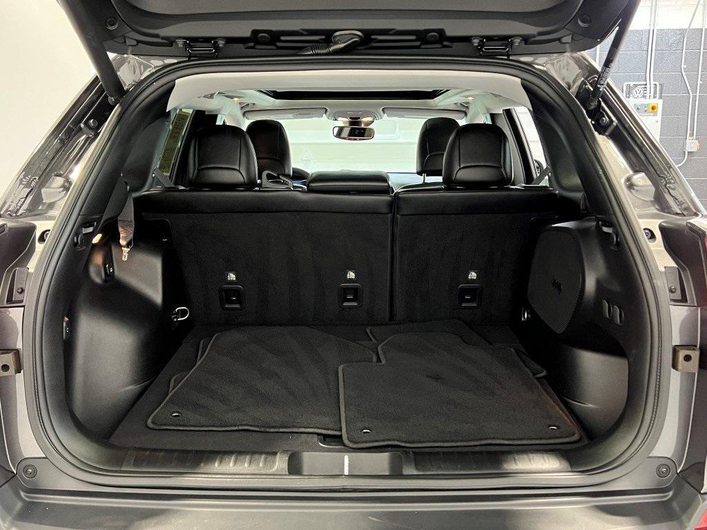 used 2022 Jeep Cherokee car, priced at $27,700