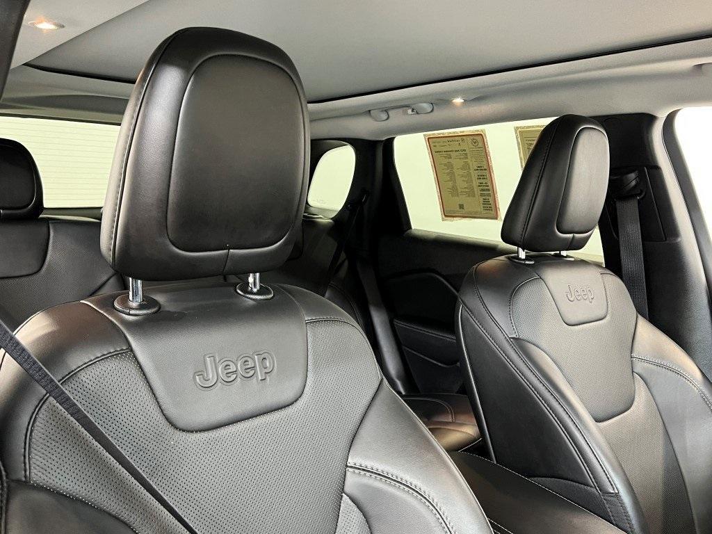 used 2022 Jeep Cherokee car, priced at $27,700