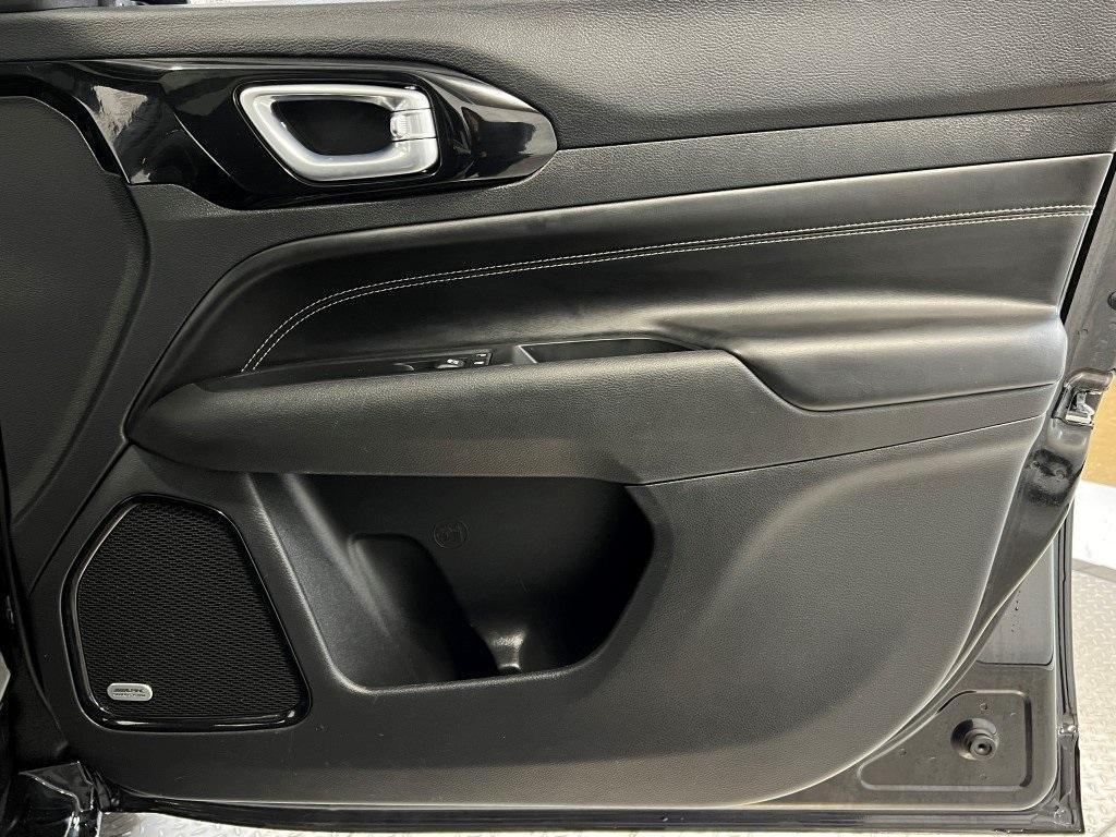used 2022 Jeep Compass car, priced at $25,300