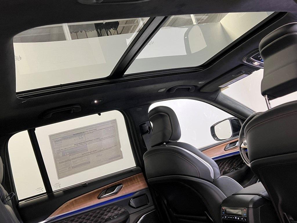 new 2025 Jeep Grand Cherokee car, priced at $65,062