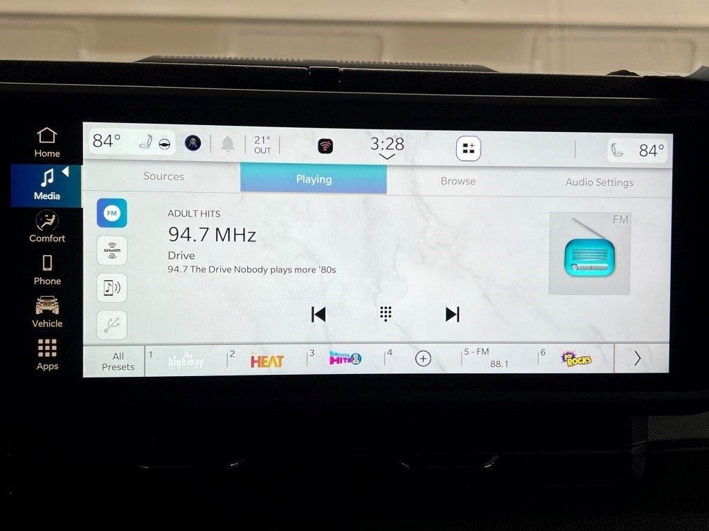 new 2025 Jeep Wrangler car, priced at $46,112