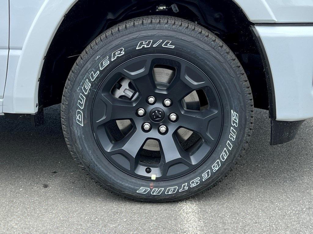 new 2025 Ram 1500 car, priced at $52,437