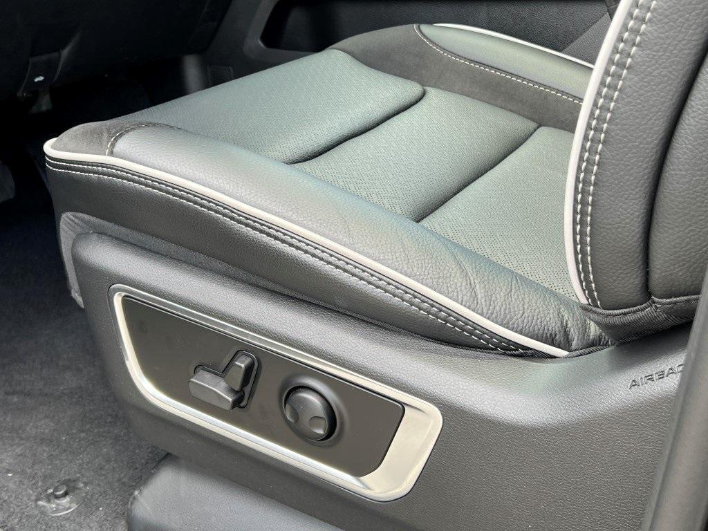 new 2025 Ram 1500 car, priced at $64,159