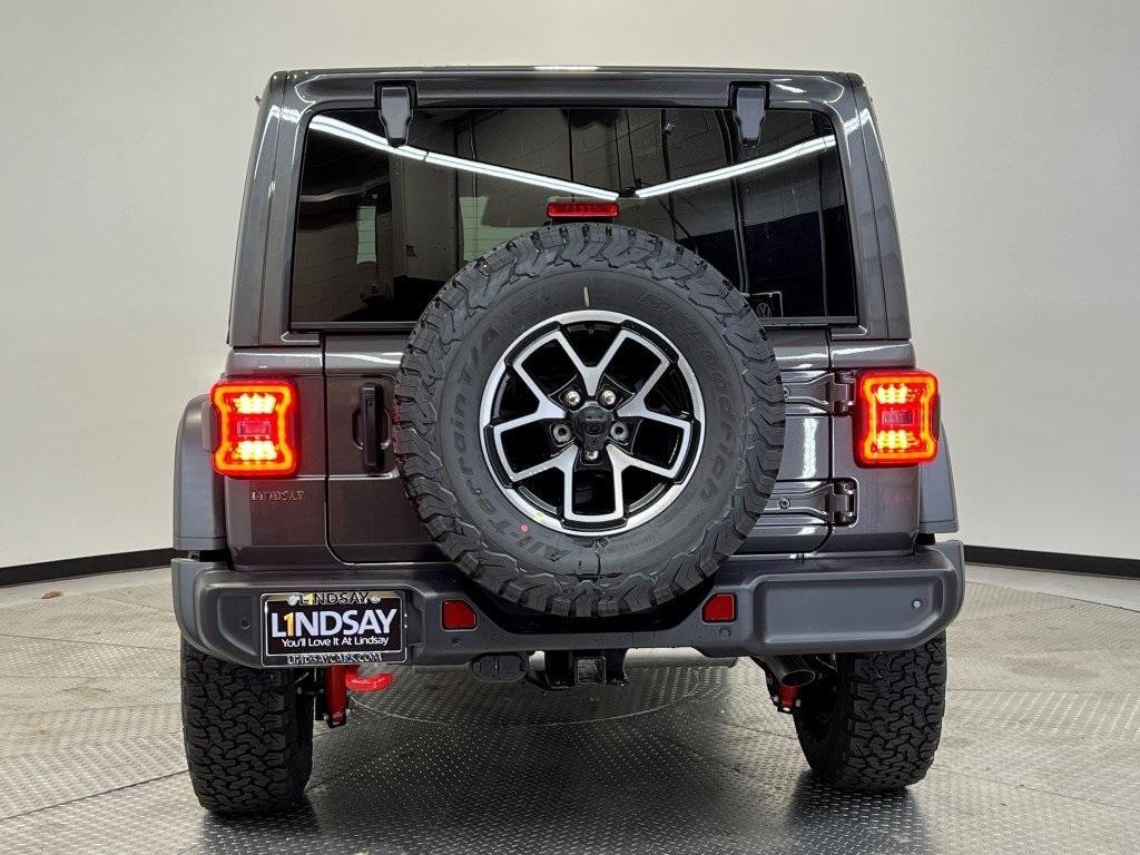 new 2026 Jeep Wrangler car, priced at $58,157