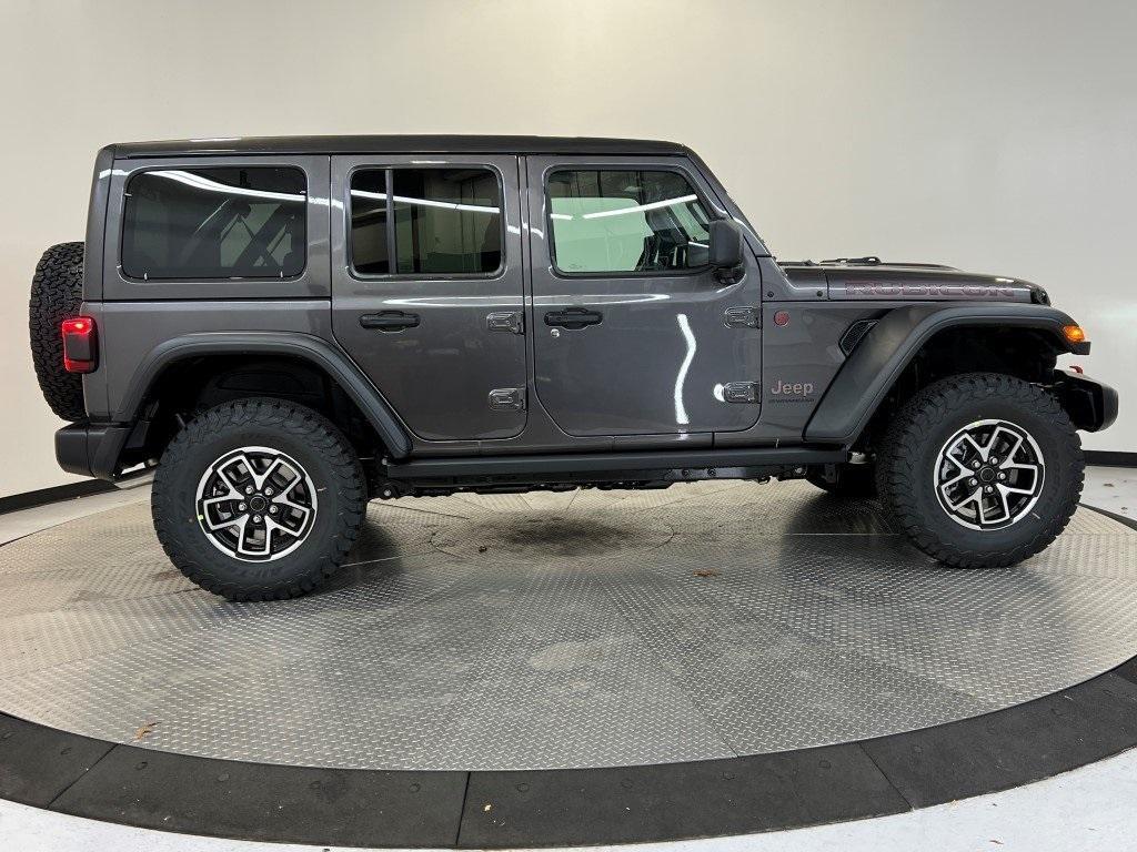 new 2026 Jeep Wrangler car, priced at $58,157