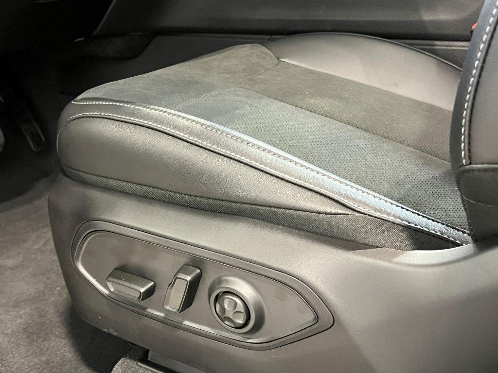 new 2025 Jeep Grand Cherokee L car, priced at $42,232
