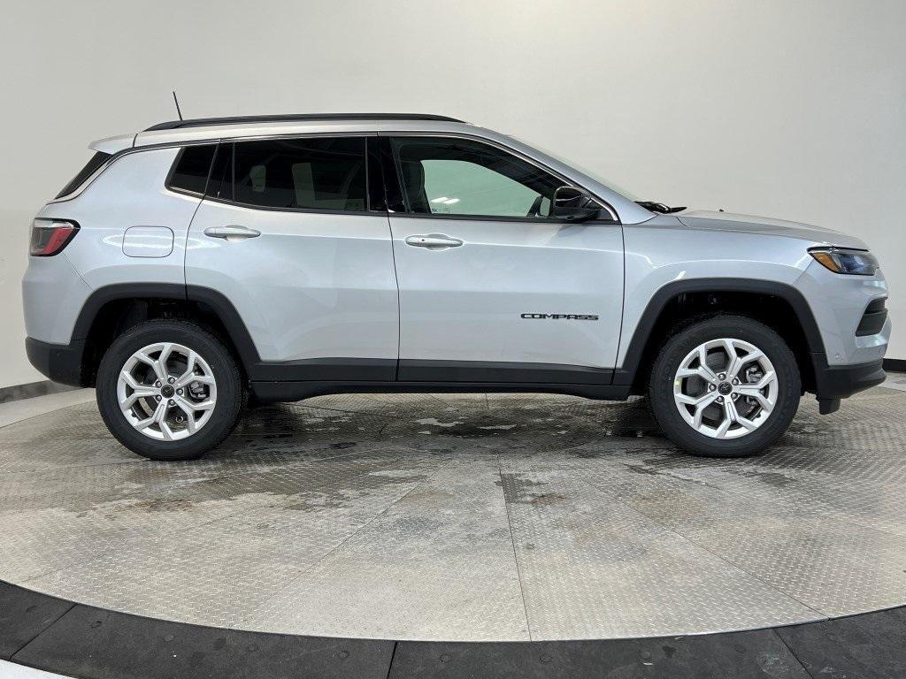 new 2025 Jeep Compass car, priced at $33,350