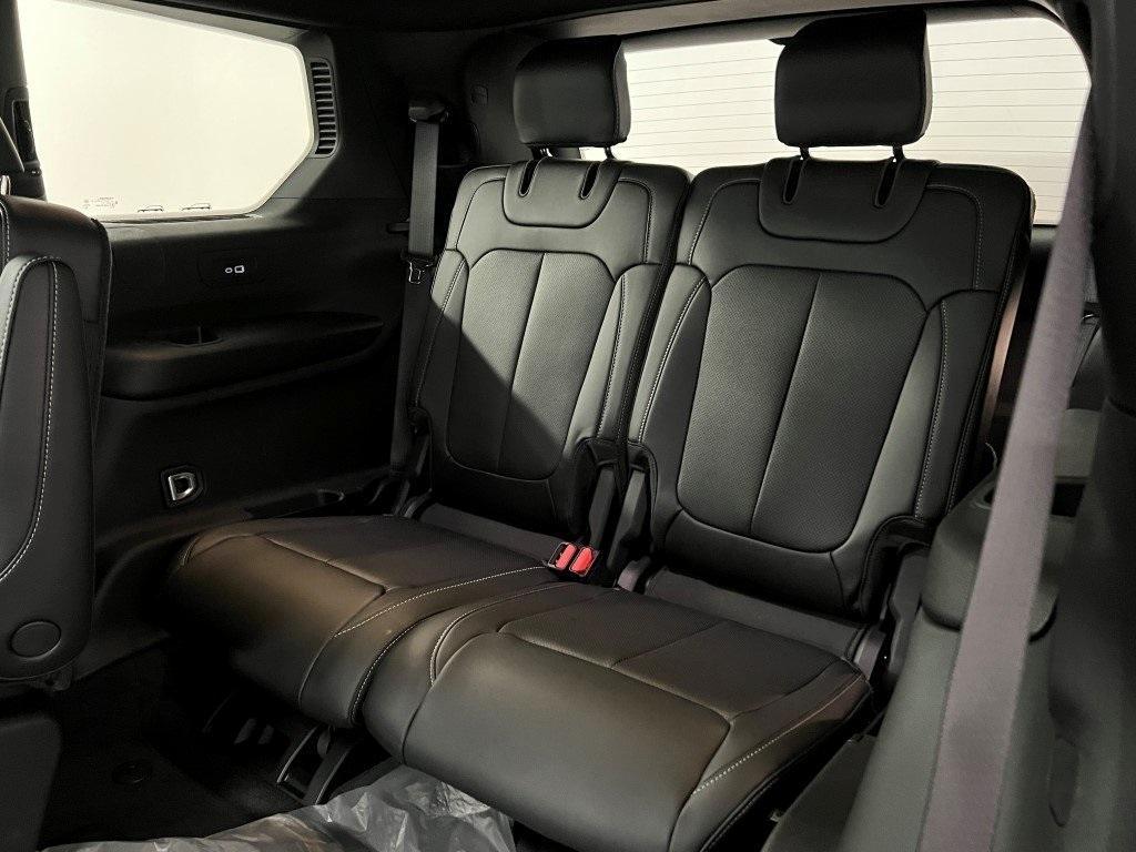 new 2025 Jeep Grand Cherokee L car, priced at $49,057