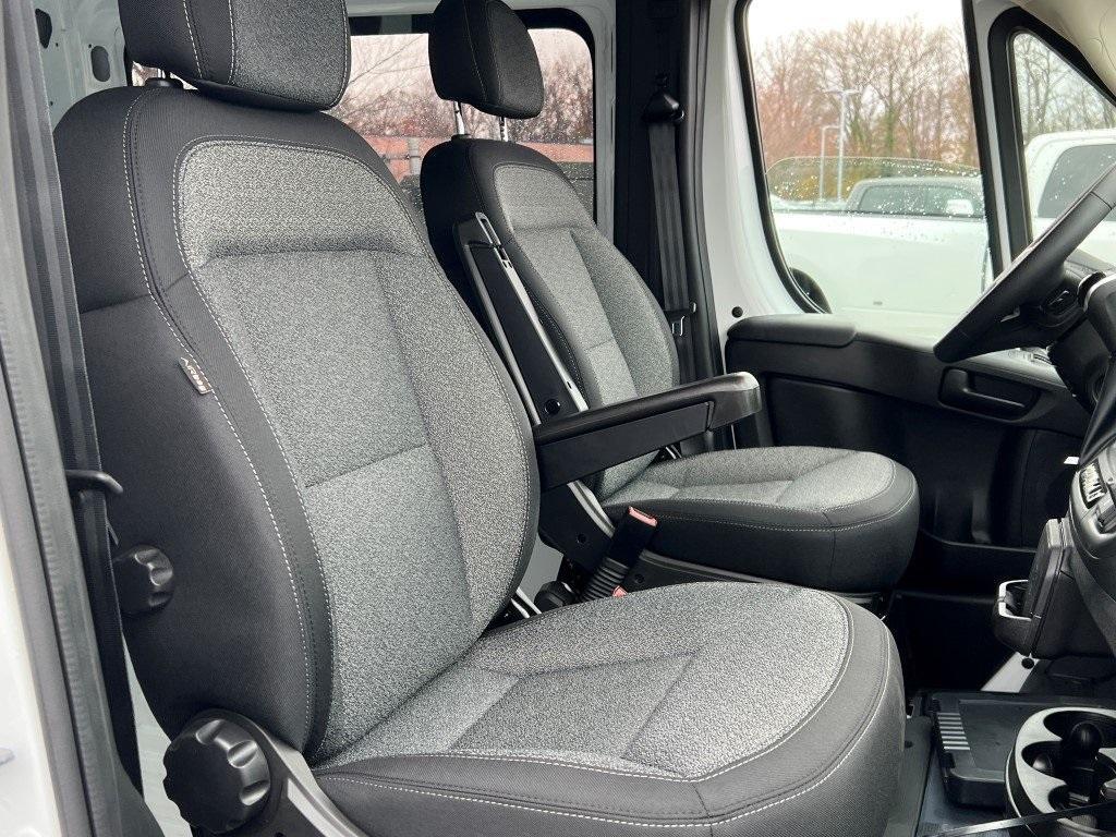 new 2026 Ram ProMaster 2500 Window Van car, priced at $54,303