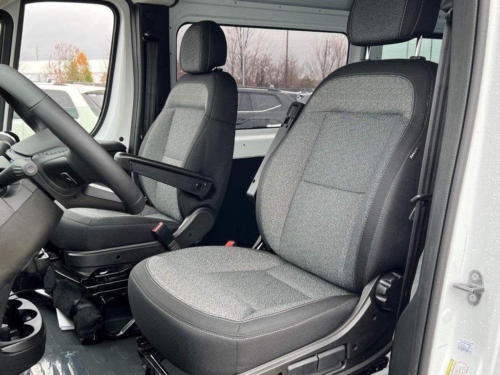 new 2026 Ram ProMaster 2500 Window Van car, priced at $54,303