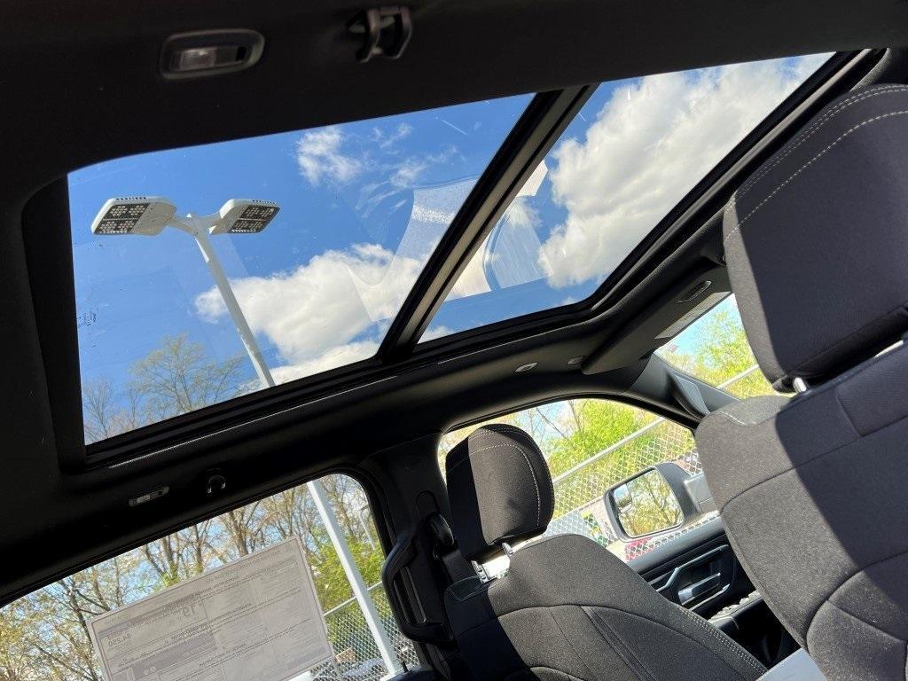 new 2025 Ram 1500 car, priced at $52,107