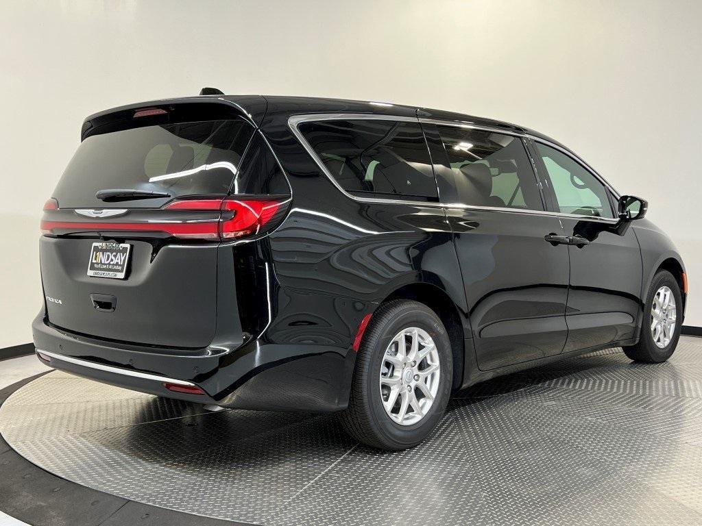 new 2026 Chrysler Pacifica car, priced at $43,099