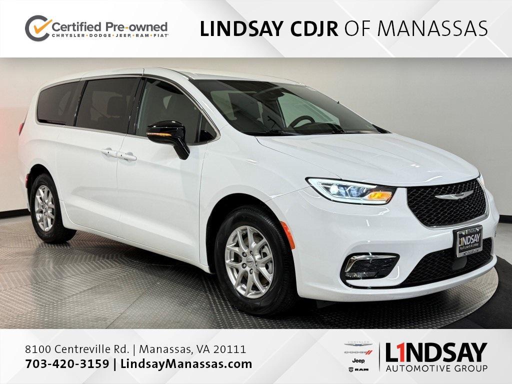 used 2024 Chrysler Pacifica car, priced at $30,800