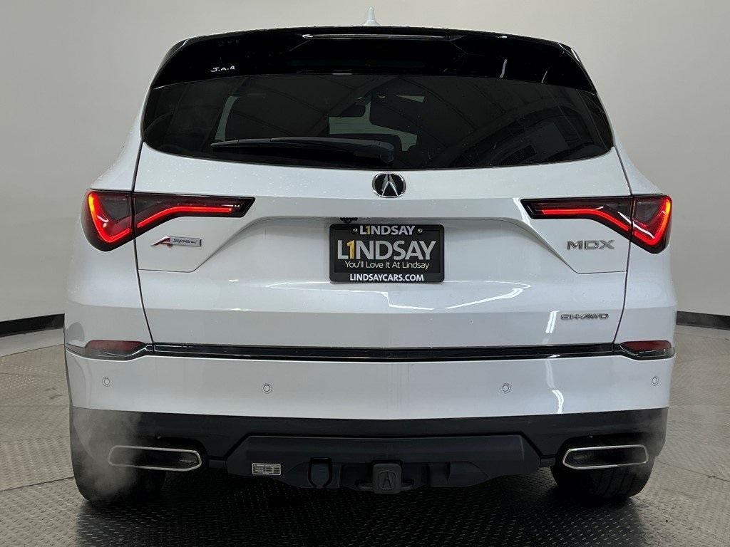 used 2022 Acura MDX car, priced at $43,600