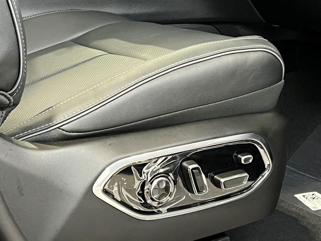 new 2025 Jeep Grand Cherokee L car, priced at $58,053