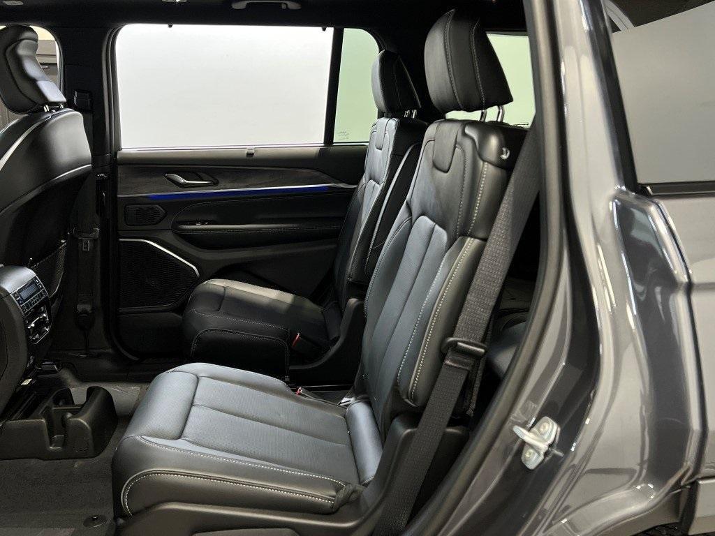 new 2025 Jeep Grand Cherokee L car, priced at $58,053
